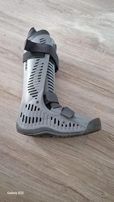 Стабилизираща ортеза за крак тип ботуш