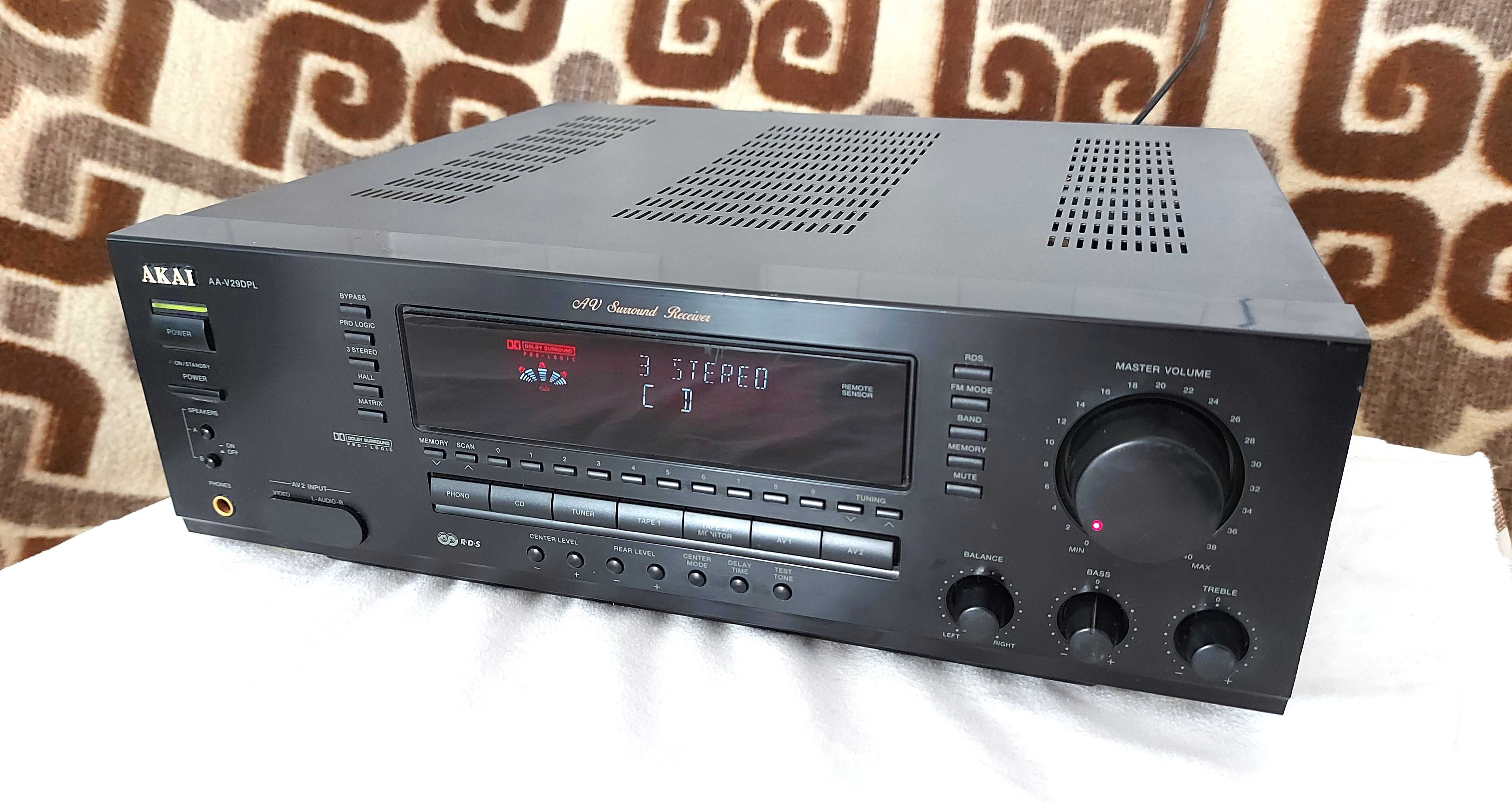 Receiver amplituner Akai AA V29DPL cu telecomanda