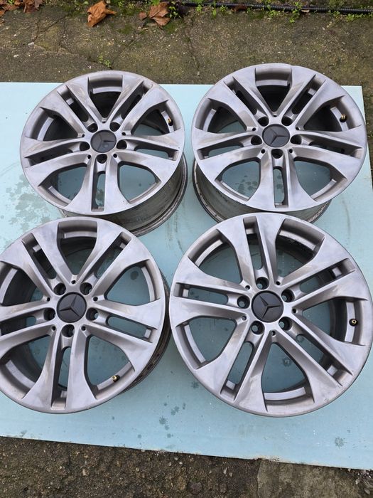 17 Джанти за Мерцедес W204