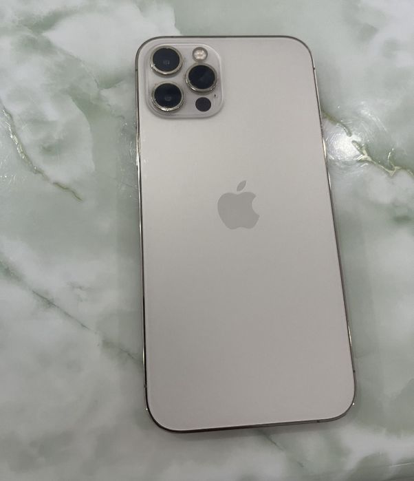 Айфон 12 про идеал