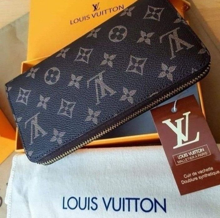 Geanta  si portofel  LV Pochette, curea detasabila umăr, saculet, etic