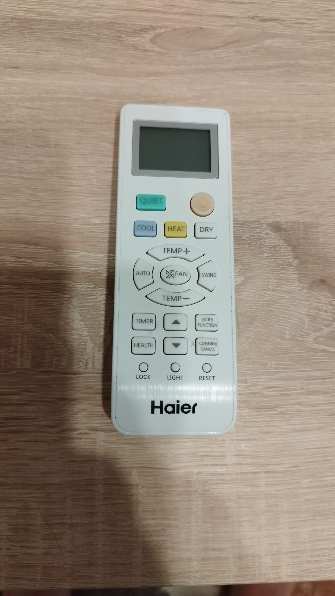Продавам климатик