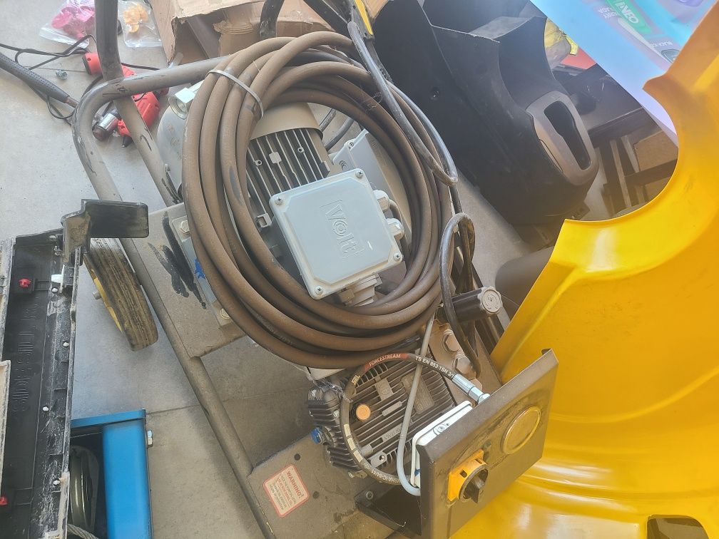 Karcher masla holati yangi