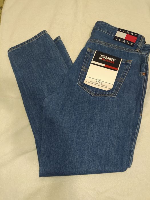 Нови мъжки дънки Tommy Jeans 32/30 с лека забележка