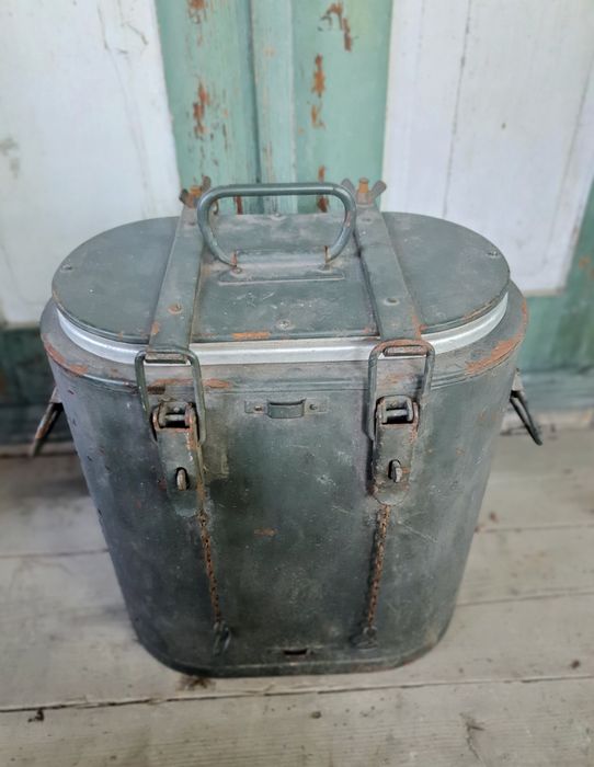 Marmita militara tip rucsac veche