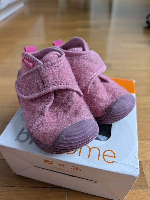 Papuci de interior Biomecanics 22