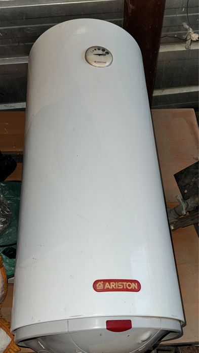 Ariston 50 литров