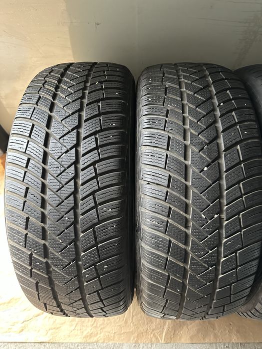 235/55 R17 Vredestein WintracPro DOT 3322 7.11 mm
