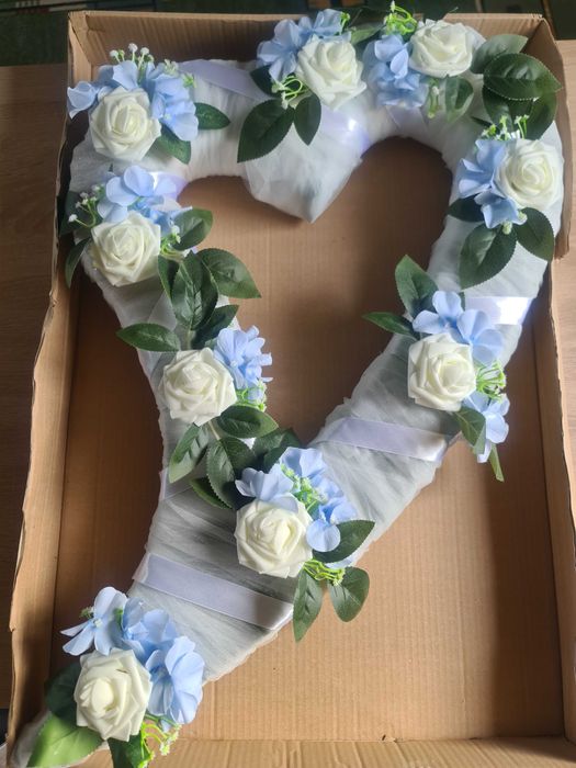 Сватбени чаши + бокал за вино/ Украса за кола