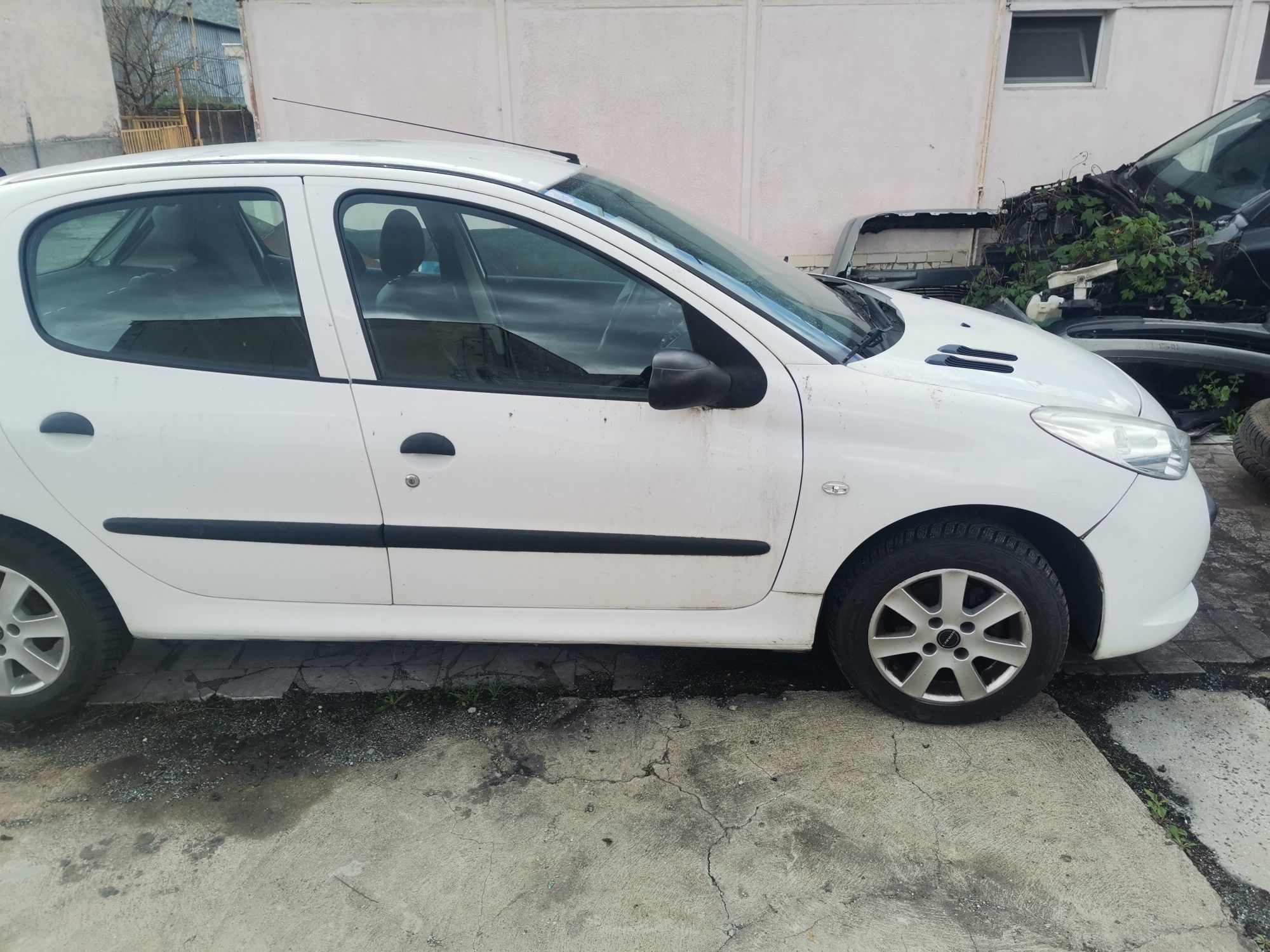 Пежо 206 + плюс peugeot 206+ plus 1.1 hfx 60hp 44kw за части
