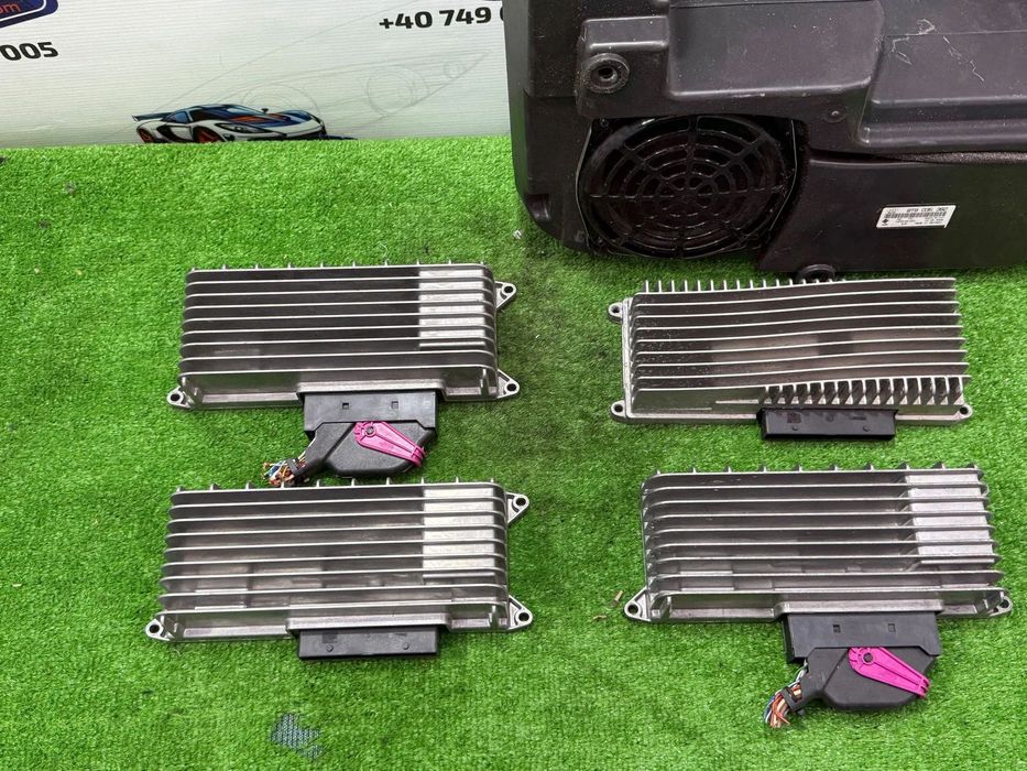 DIFUZOR + AMPLIFICATOR AUDIO (4 BUC.) AUDI A4 B8 AVANT 2.0 DIESEL 2009 / AUDI A4 B8 2009-2016 COD OEM 8T0035223AB 8R0035223F 8T0035223AH 8T8035382
