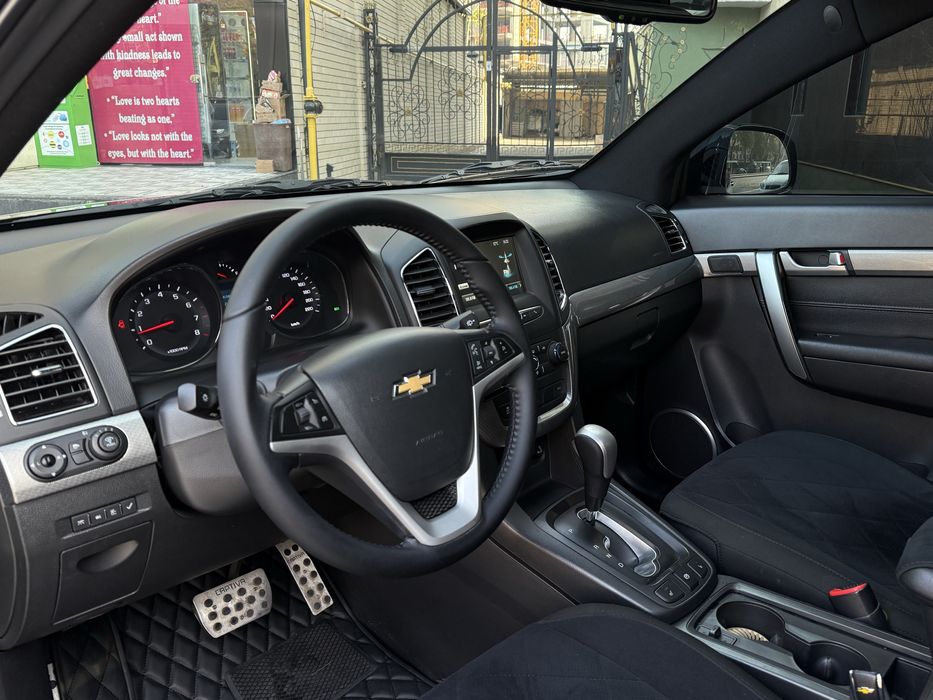 Chevrolet Captiva 4