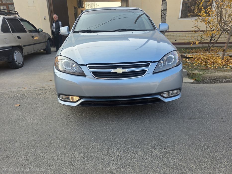 Gentra Lacetti  2013 1-chiqgan gentradan.