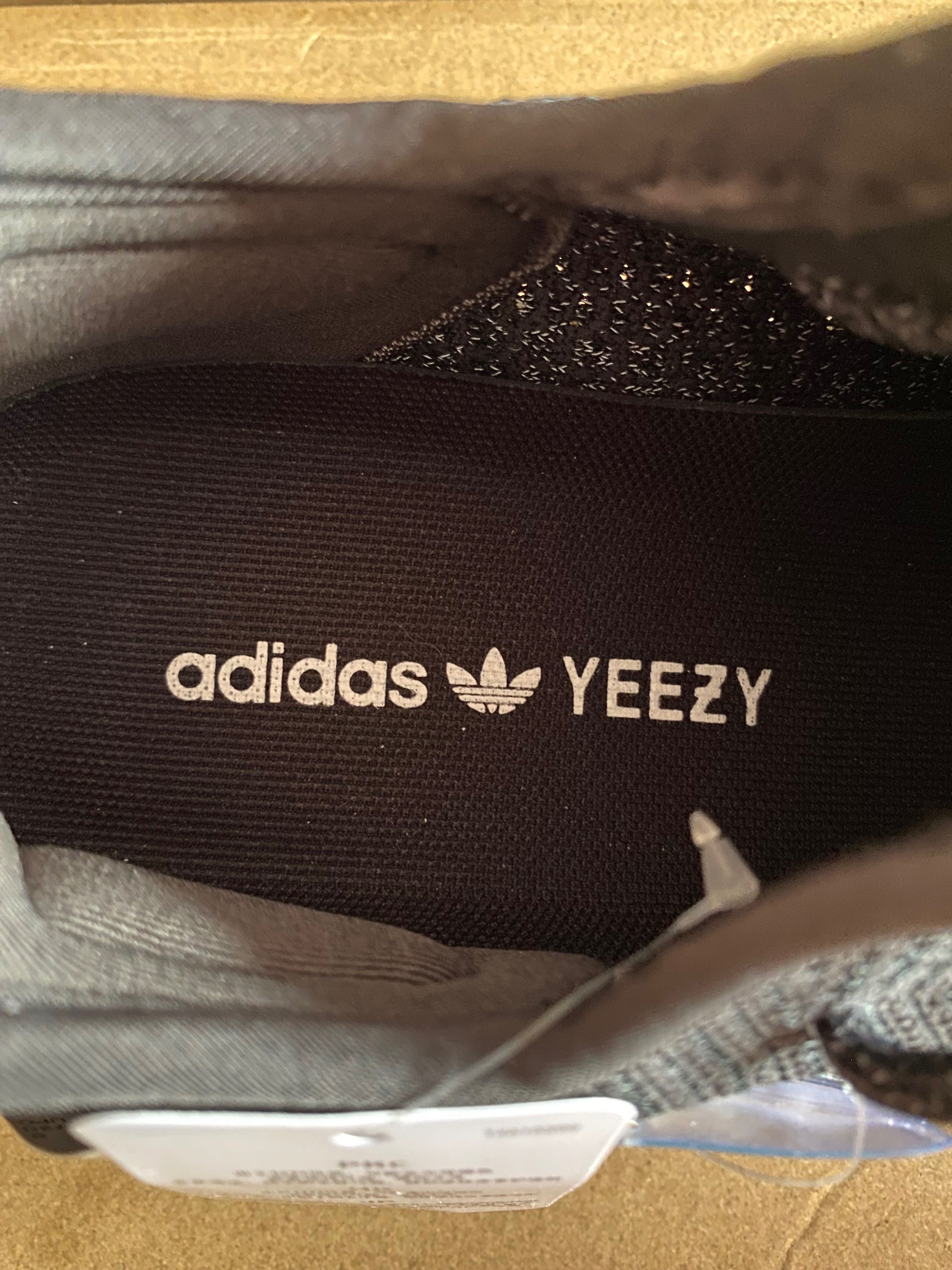 Yeezy Boost 350 v2