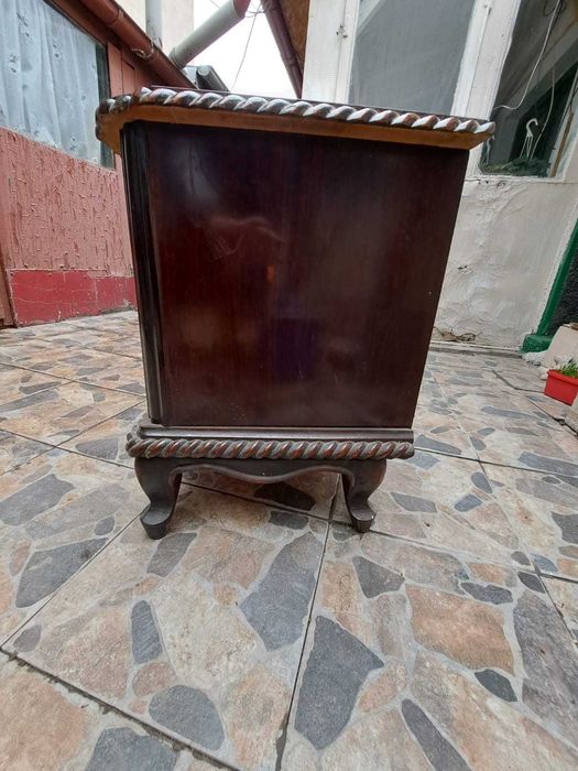 Servanta ani 70 doua usi