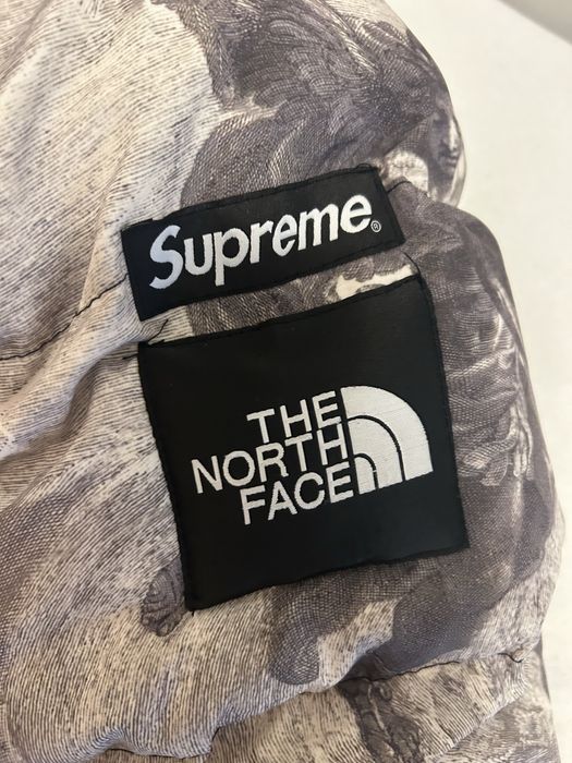 Supreme x The North Face puffer 700