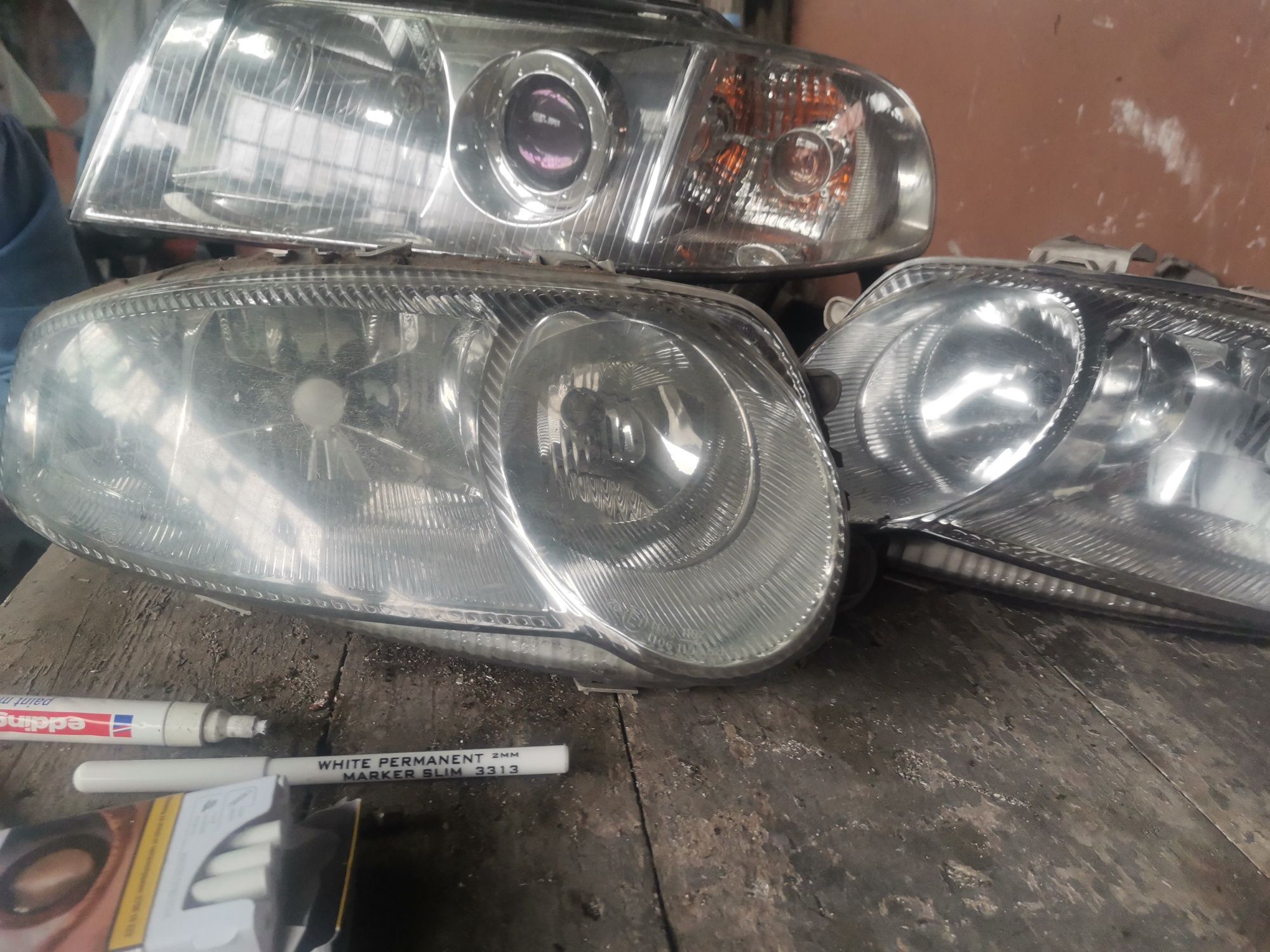 Комплект оргинални фарове за алфа 147 alfa romeo 147