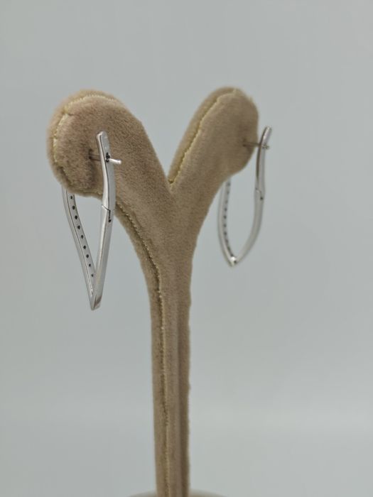 Cercei aur alb 18k 4.97 Gr cu diamante naturale (r)