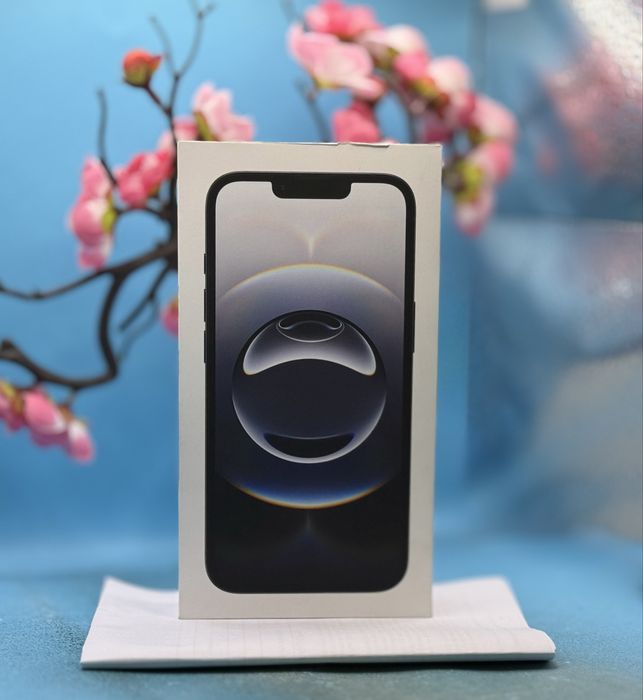 НОВ!!! Apple iPhone 16e, 128GB, 5G, Black + подарък адаптер Apple