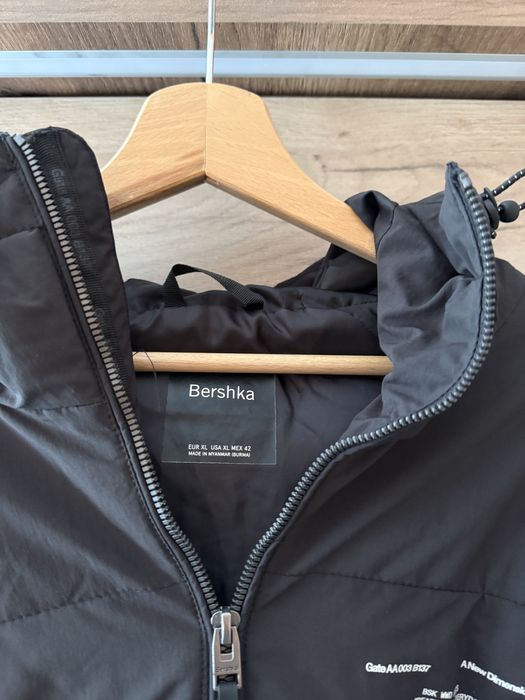 Продавам елек и яке ZARA, BERSHKA, PULL AND BEAR, H&M