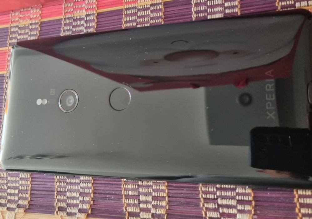 SONY Xperia XZ3 черен