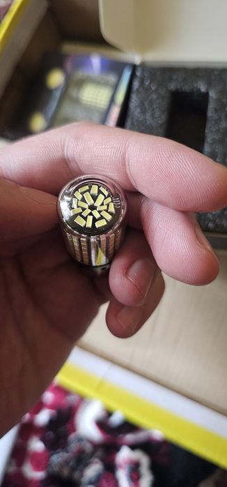 Becuri P21W, W16W-mers înapoi