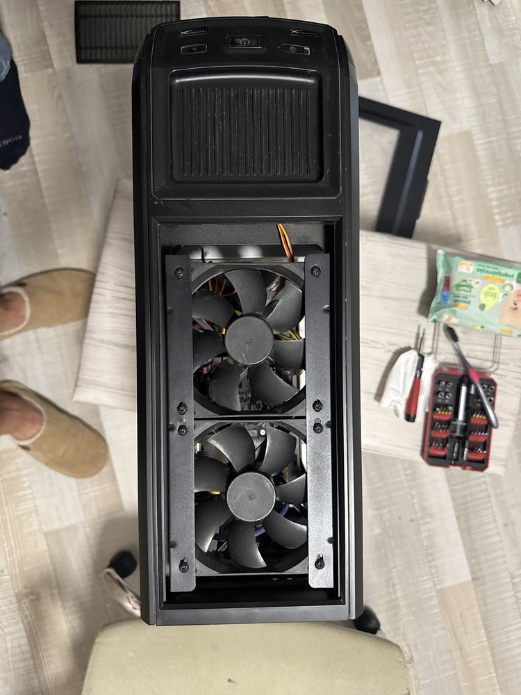 Vand PC- componentele in descriere