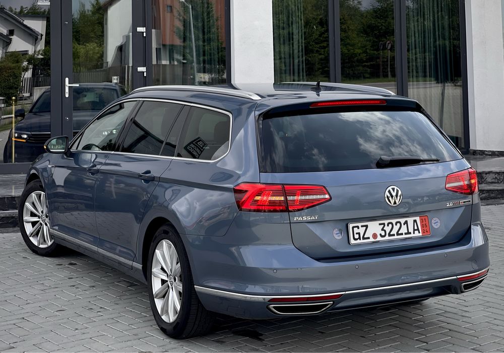 Volkswagen Passat 2015 , 2.0 Bi-TDI 239 cp , 4 motrion , matrix !