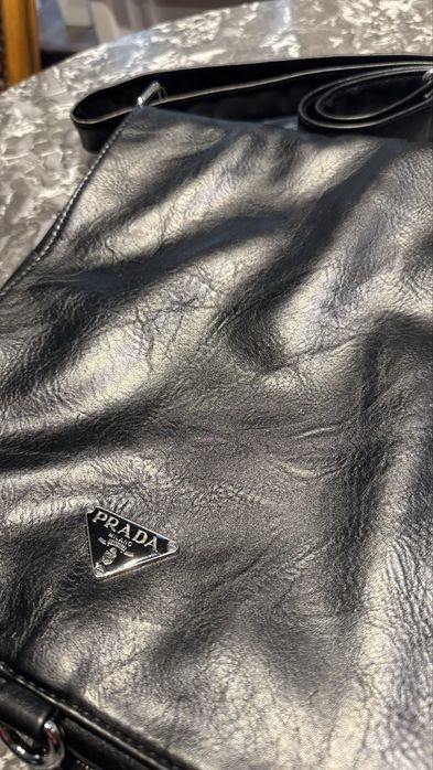 Borseta prada.