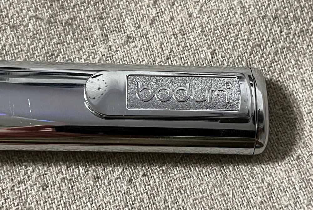 Bricheta metalica Bodum inox cromat grea eleganta reincarcabila gaz