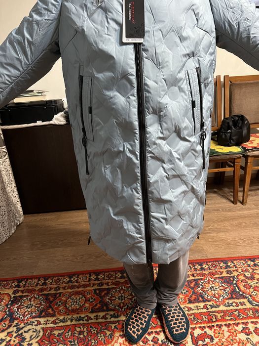 Продаю женскую куртку