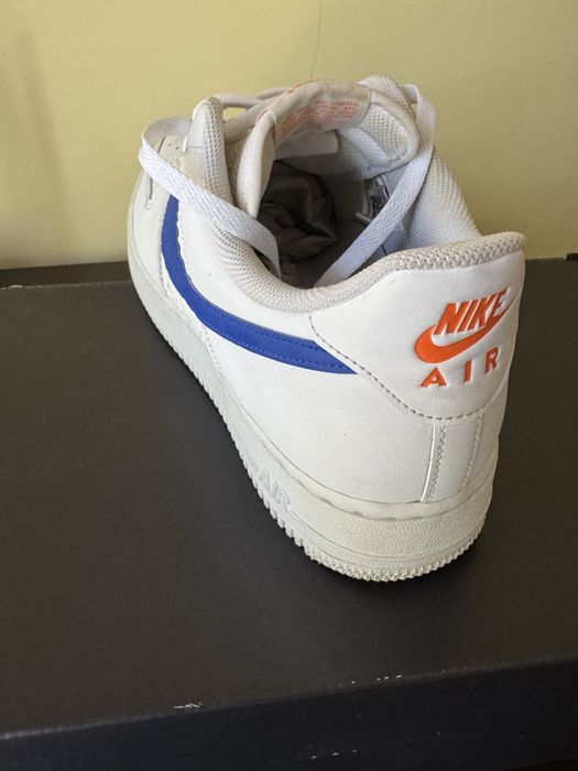 Nike air force.