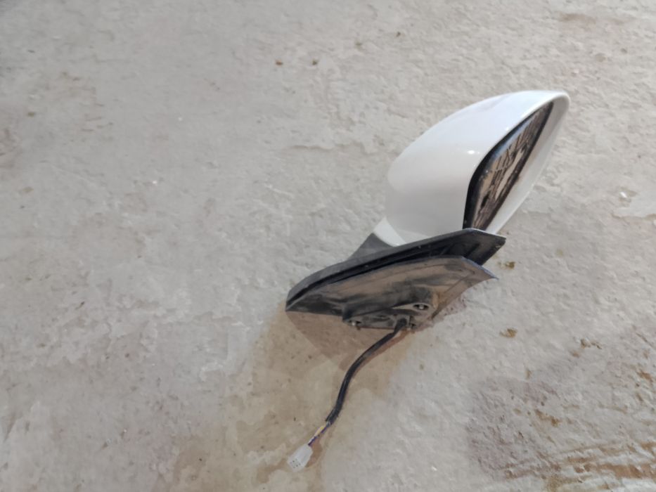 Лифан x60 тың оң жақ айнасы