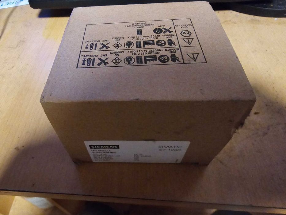 Simatic S7-1200 CPU 1214C 6ES7214-1HG40-0XB0