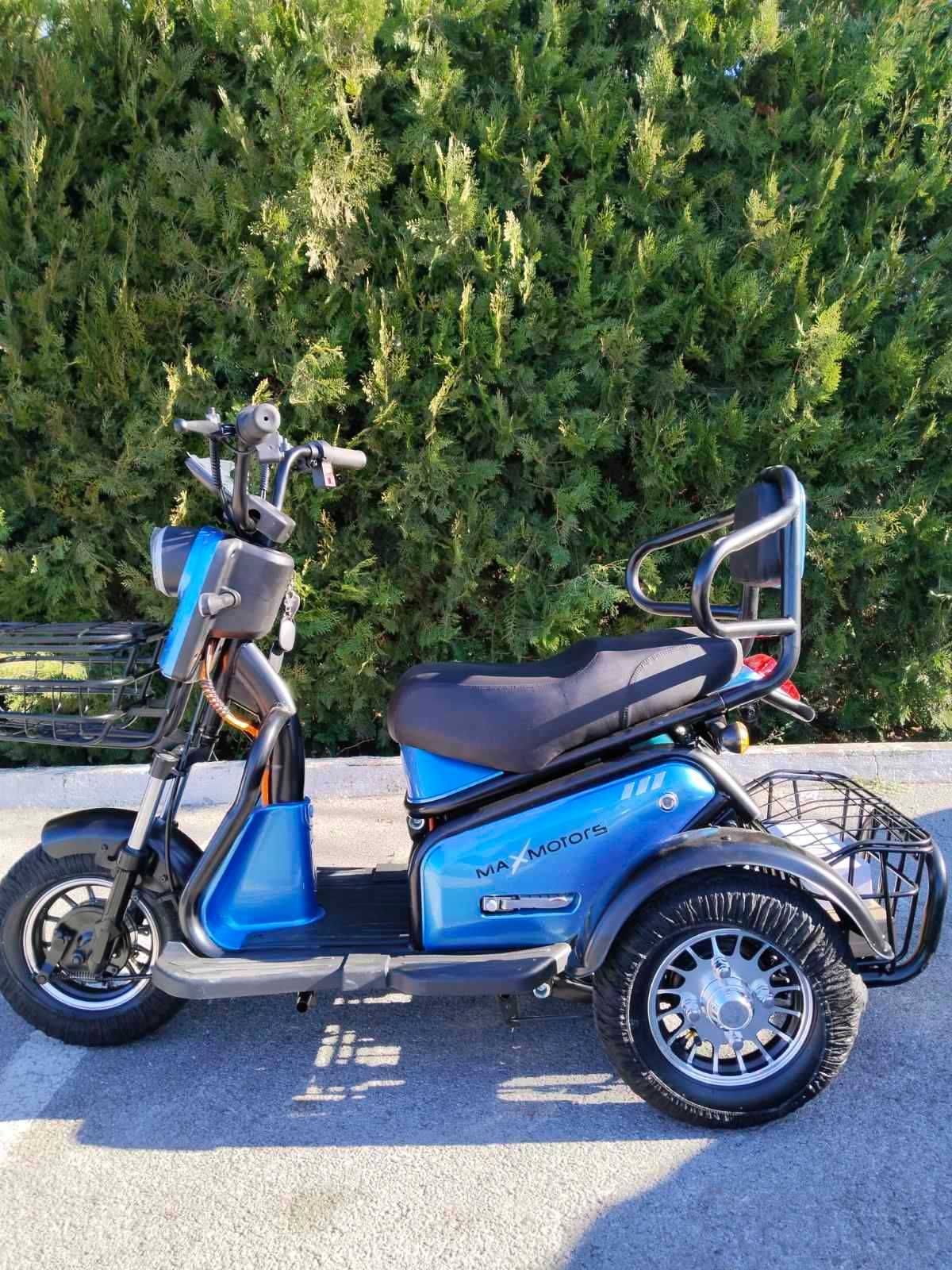 Двуместна електрическа триколка MaxMotors Pudding 1200W-48V-20Ah-BLUE