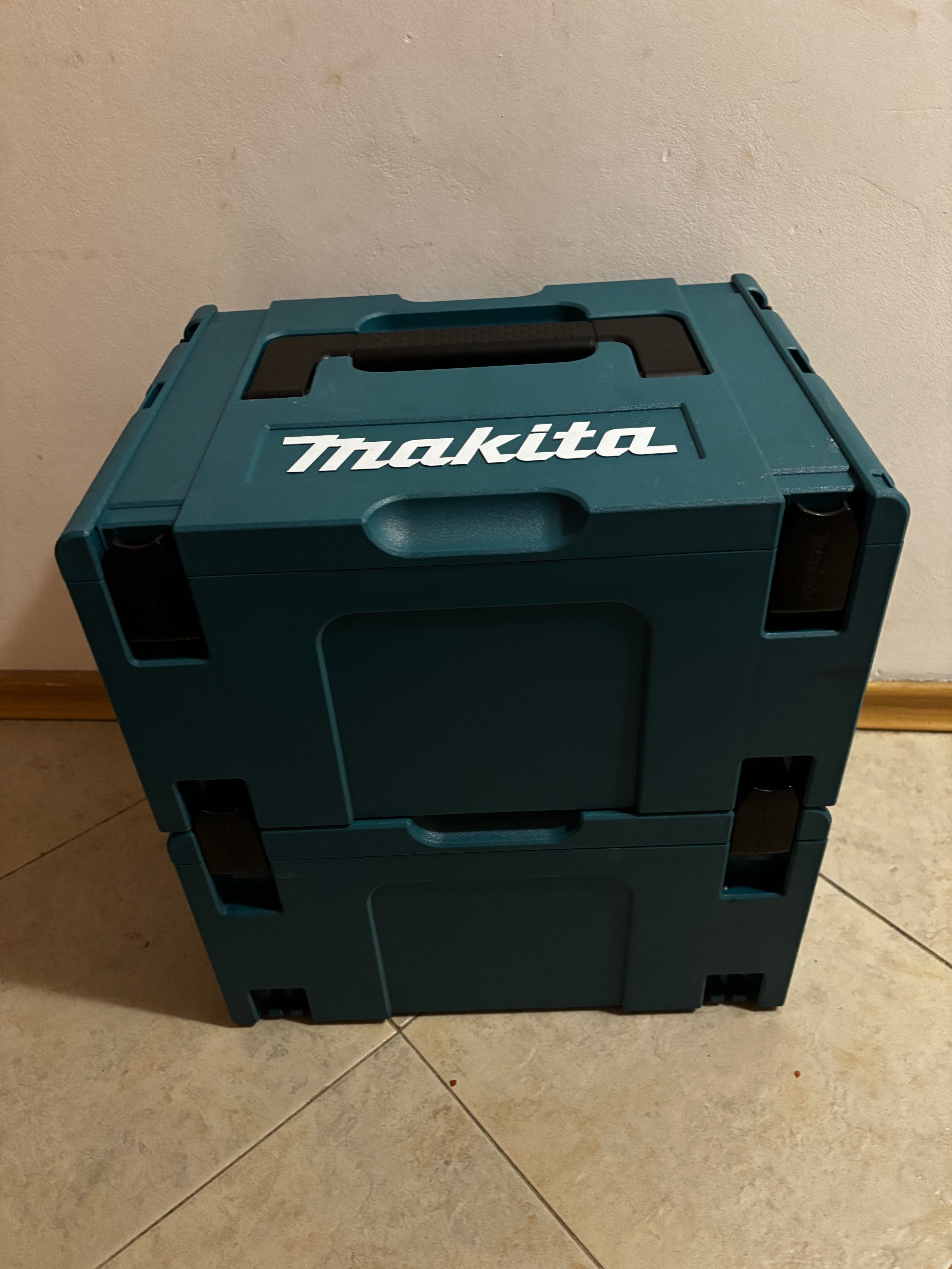 Комплект машини Makita