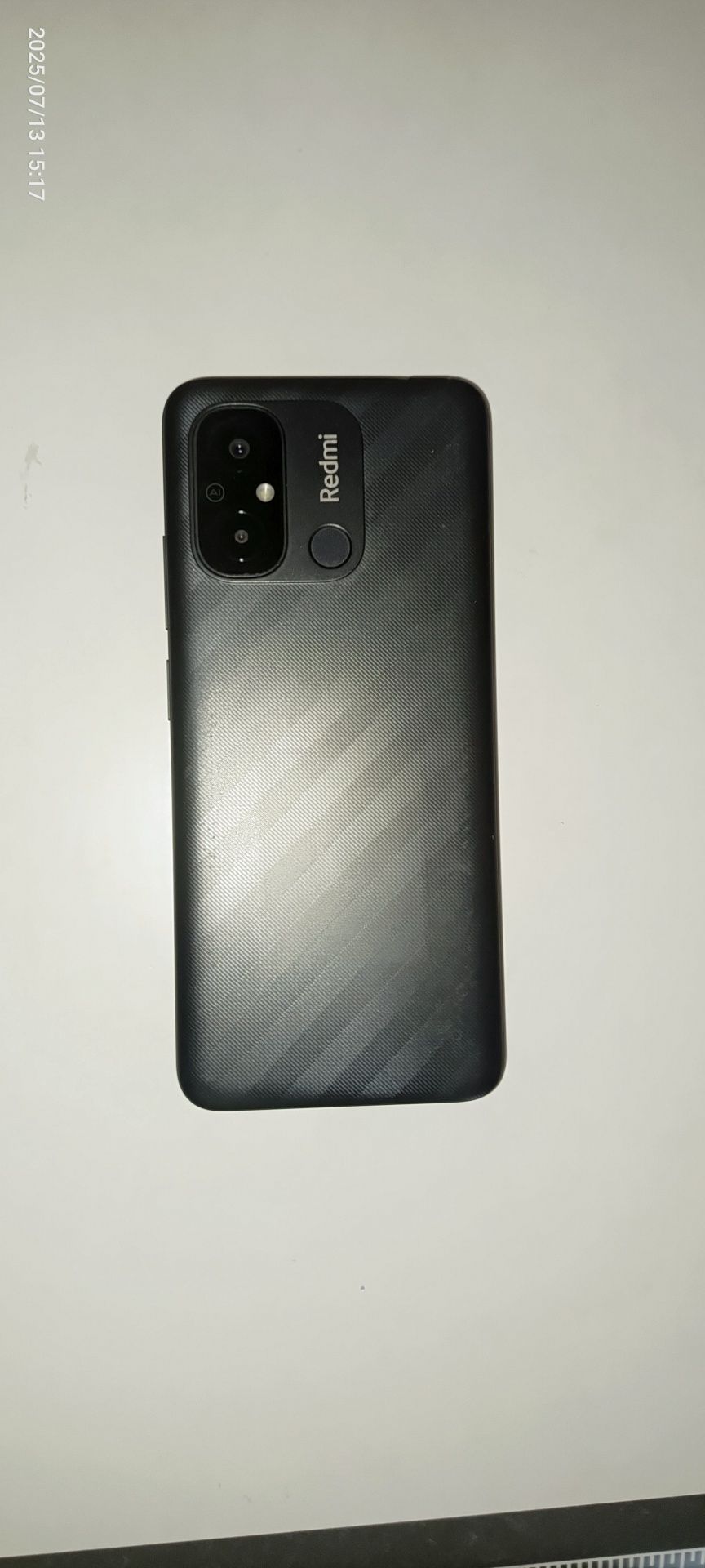 Redmi 12 c sotiladi karobka dokumenti xamma narsasi bor