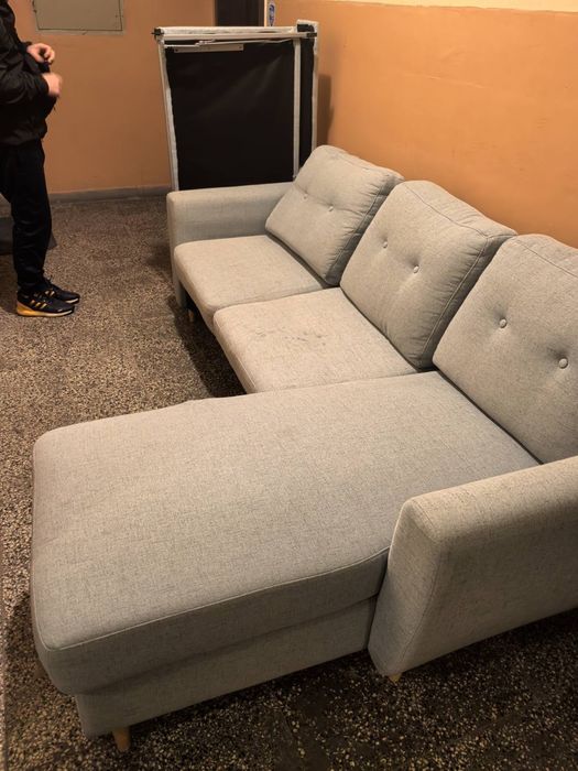 Диван с функция за сън