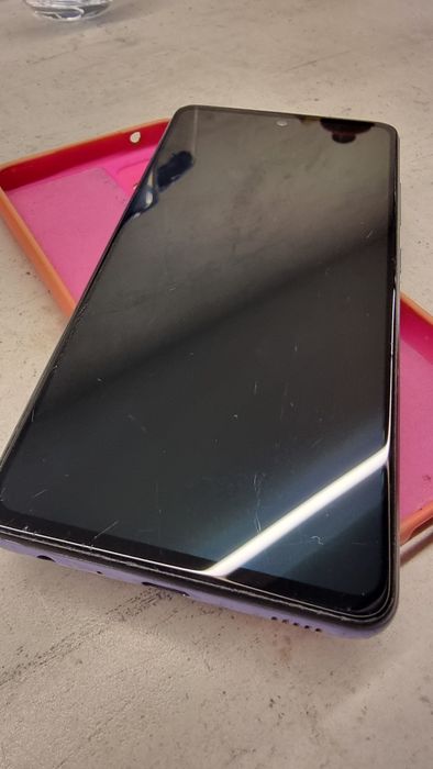 Samsung a52 5g лилав