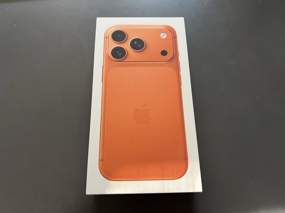 Продавам Apple iPhone 17 Pro 256GB-НОВ