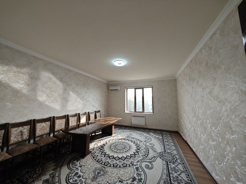 2 хонали квартира сотилади. Девонабой Масжиди олдида