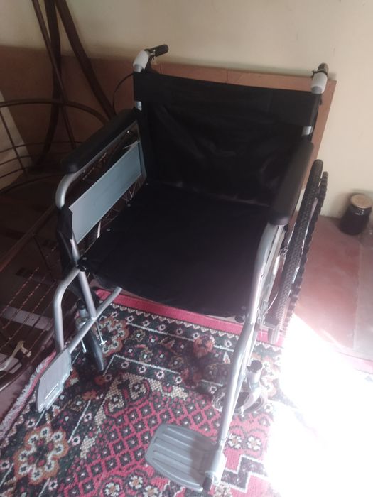 Инвалитная каляска пачти новие