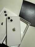 Vand Iphone 13, 128gb telefonul este noi