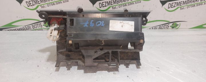 Scrumiera Volkswagen VW Touran prima generatie