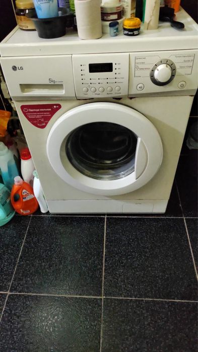 Продам стиральную машину LG