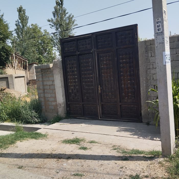 Uy sotiladi bozsuvda