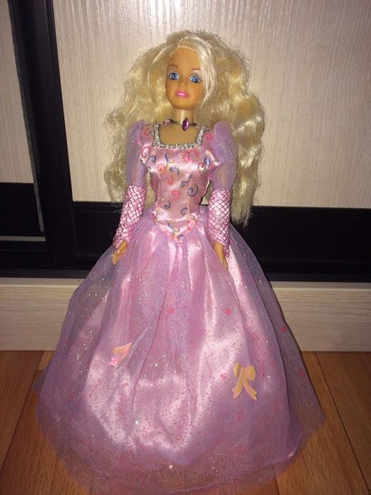 Кукла Барби. Дефа Люси