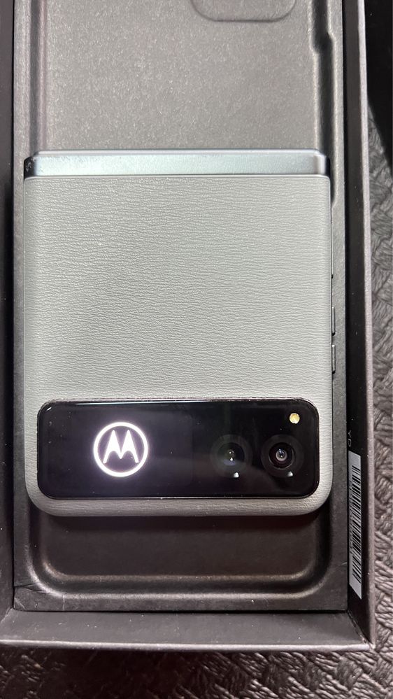 Motorola Razr 40 flip ca nou!