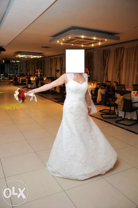 vand rochie de mireasa