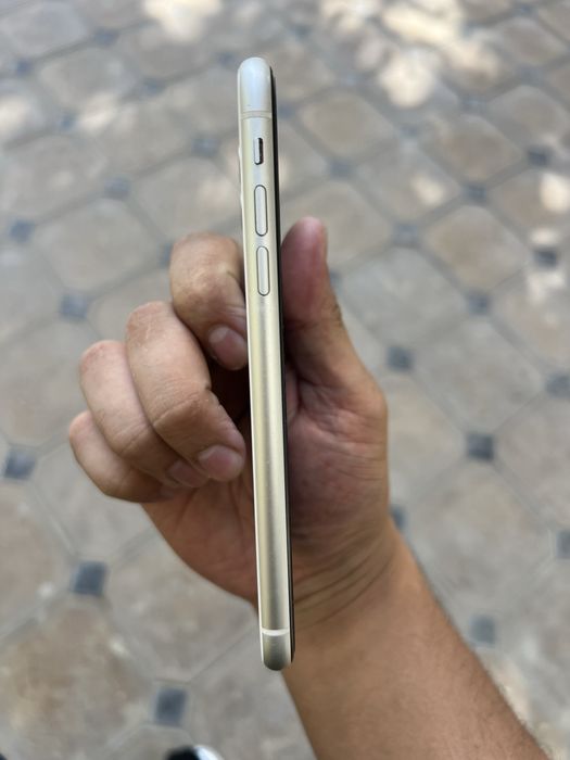 Iphone 11 zo'r sastayanada